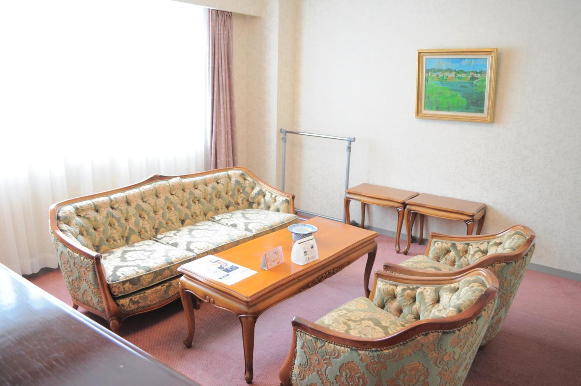 Tateyama Kokusai Hotel Toyama Ruang foto